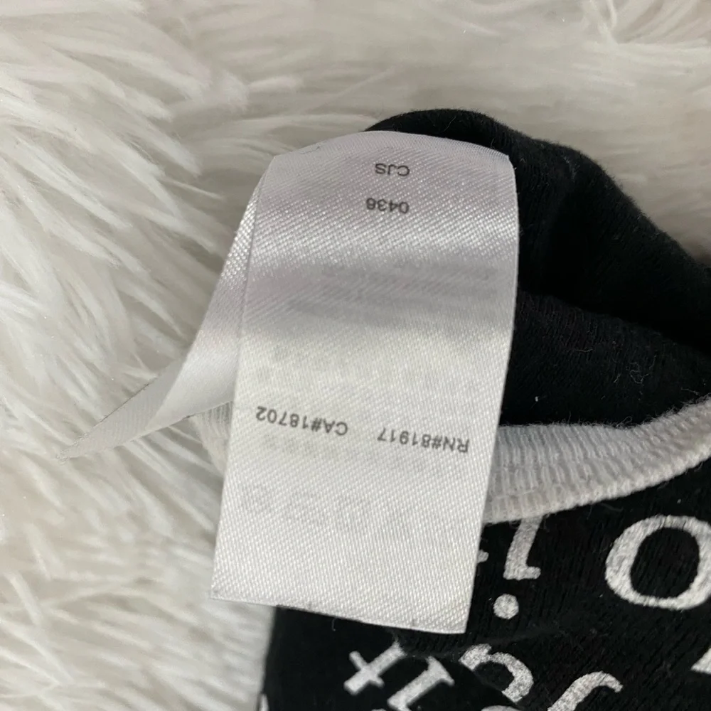 Nike baby Just do it logo black and white onesie 0-6 M
